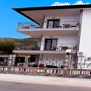 https://house-anna-houhlia.hotelschalkidiki.net