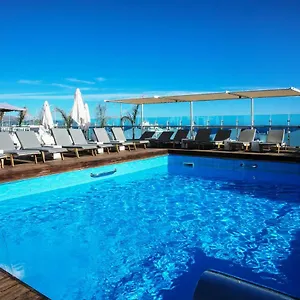 Capsis Astoria Hotell